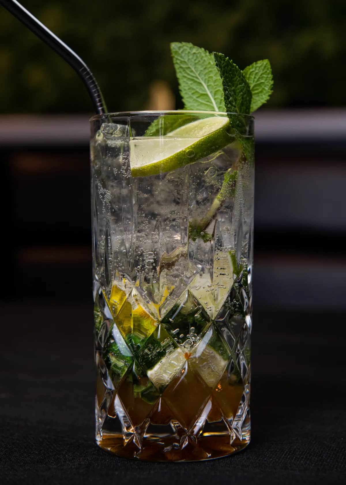 Mojito — Rum, Minze, Rohrzucker, Limette, Soda bei Kaspio in Stade